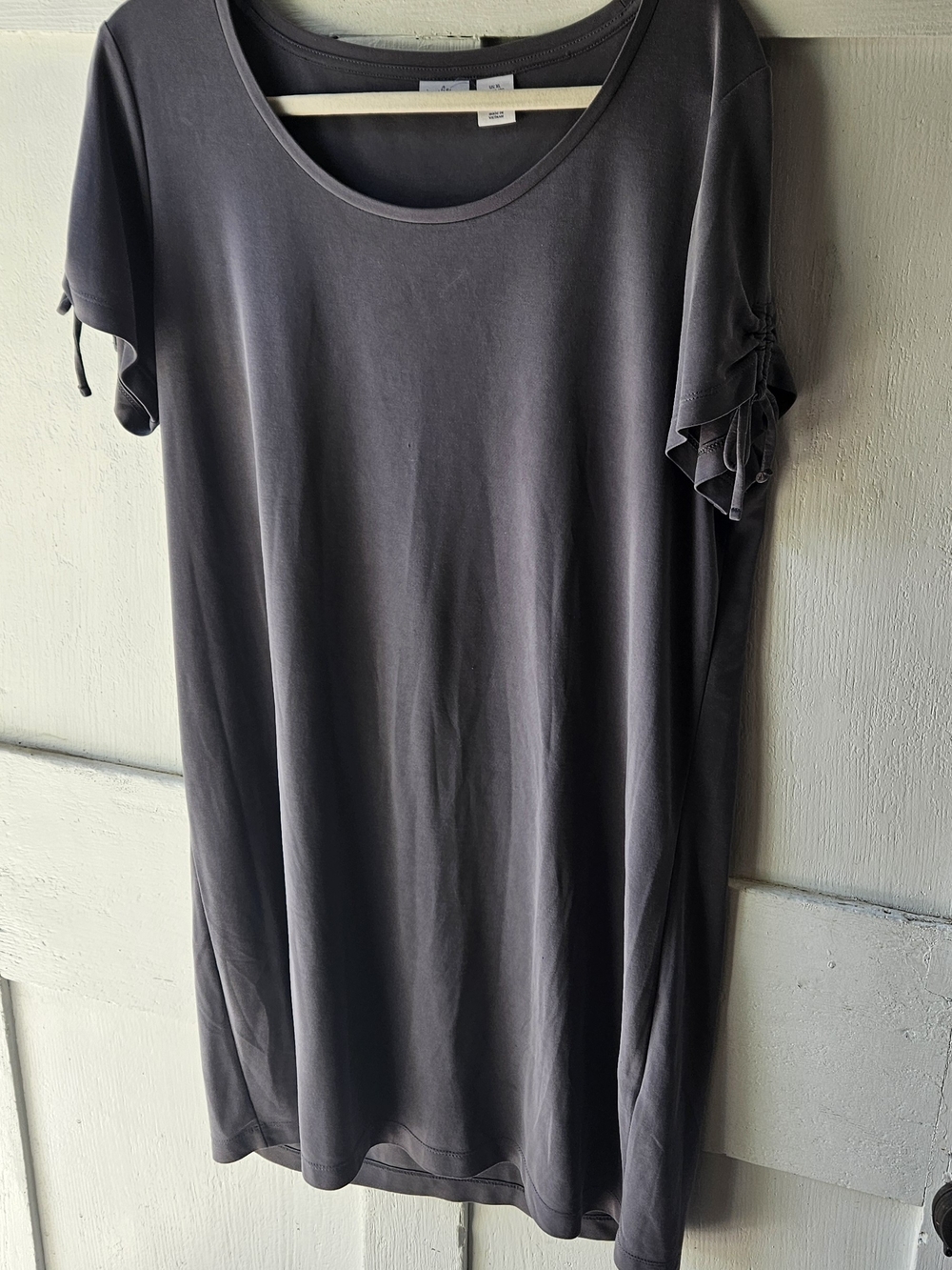 Simple Scoop Neck Gray T-Shirt Dress with Tie Sleeve Detail